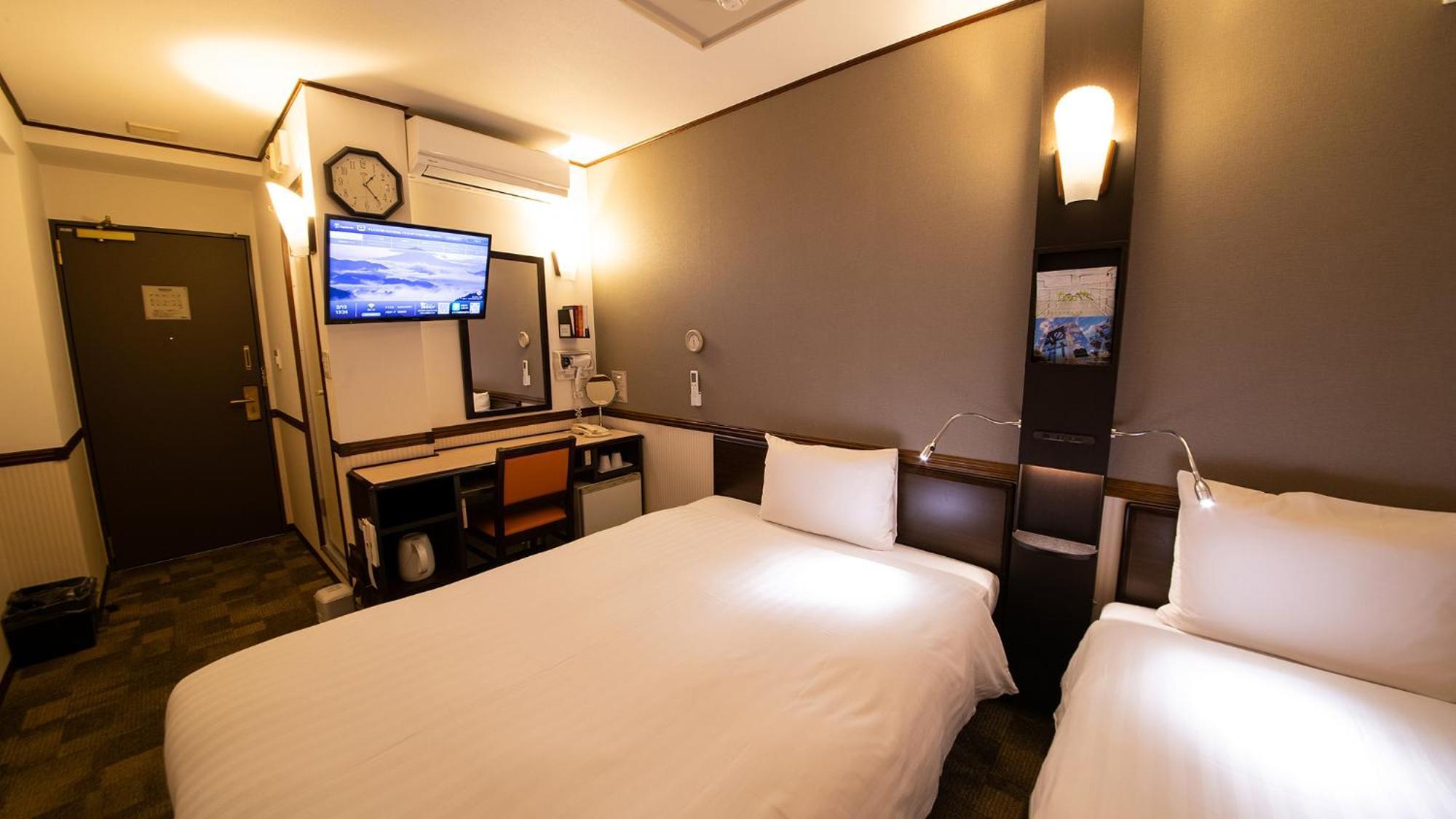 Toyoko Inn Toyama-Eki Shinkansen-Guchi No.2 חדר תמונה
